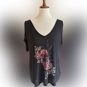 Jessica Simpson cold shoulder top